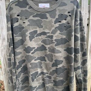 Hollister camo sweatshirt